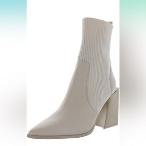 Steve Madden women’s tackle ankle boots NWOT
